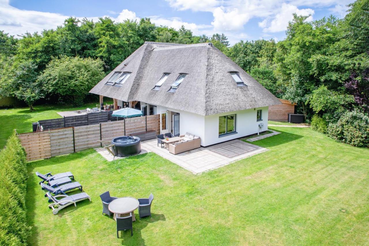 Villa The Island Life Texel Met Jacuzzi De Koog  Exterior foto